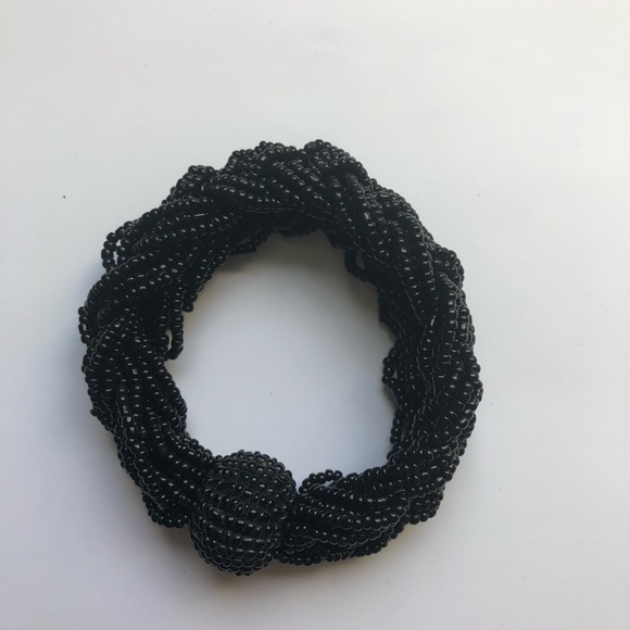 Black beaded elastic bracelet - Picture 12 of 12